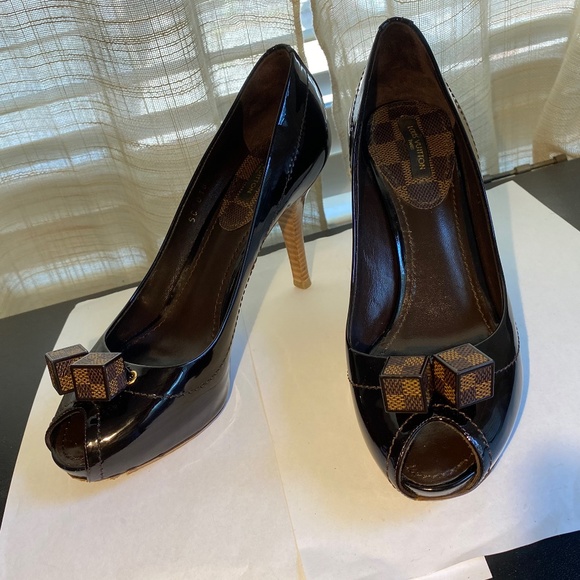 Louis Vuitton open toe brown leather pumps Damier cube heels 36.5 dice sandals - Picture 1 of 9